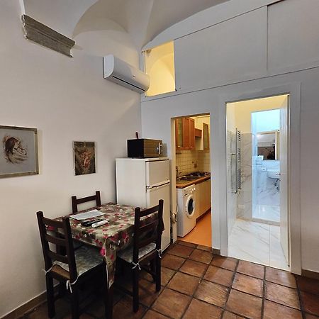 Navona & Castel Sant'Angelo Whole Holiday Apartment Da Pamino & Priscilla ローマ エクステリア 写真